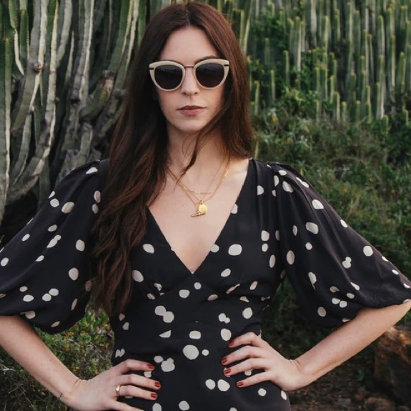 NIB GEMMA STYLES LET HER DANCE IN ANTIQUE - Picture 4 of 4